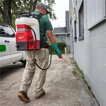 Milwaukee M18BBPFP2-CST 15L Chemical Spray Tank Gen 2 For Switch Tank Bare Unit, 4933498964