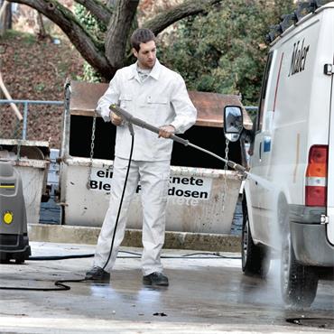 KARCHER 1.064-903.0  HDS 5/11 UX Hot Water High Pressure Washer, 230/240 Volt 
