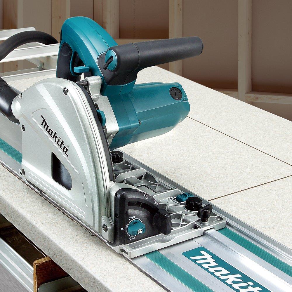 Makita SP6000J 110 Volt 165mm Plunge Saw Kit with 2 X 1.4M guide rails and connector available Makita SP6000J 110 Volt 165mm Plunge Saw Kit with 2 X 1.4M guide rails and connector available
