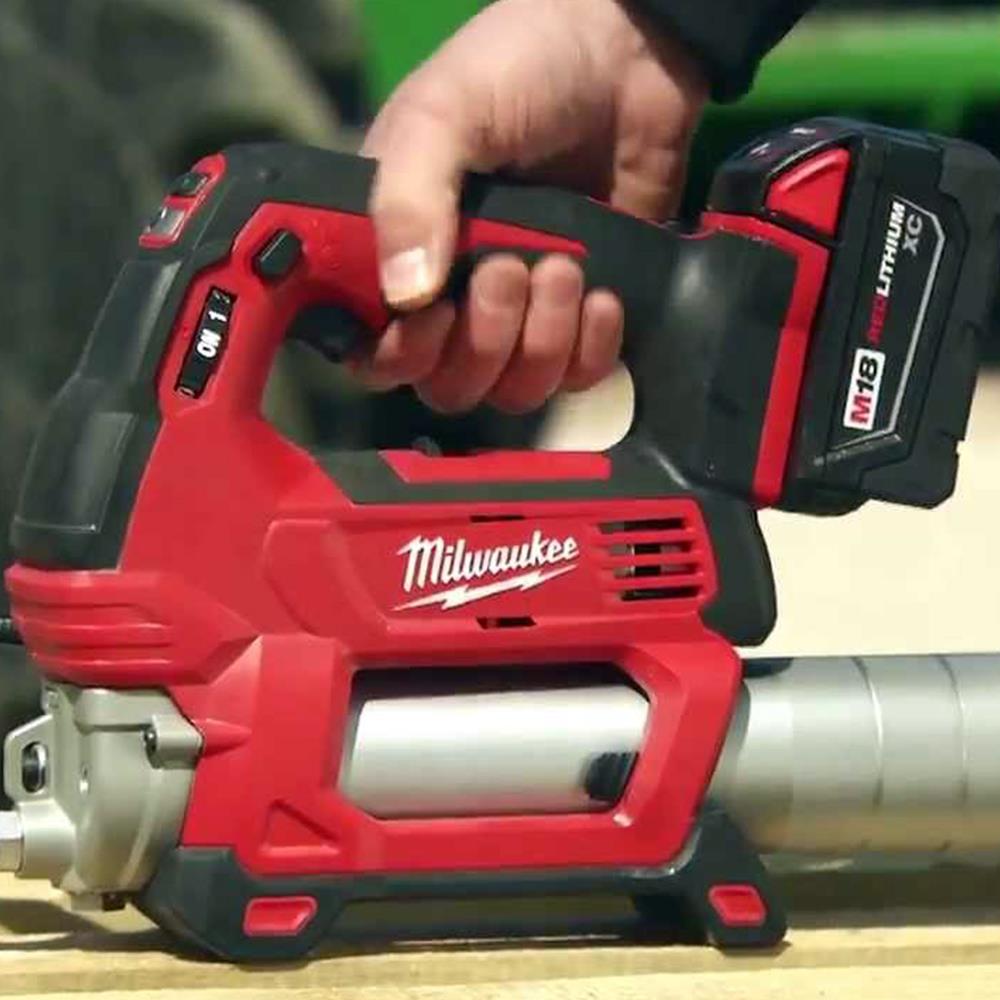 Milwaukee M18 GG0 Heavy Duty Grease Gun Bare Unit available online